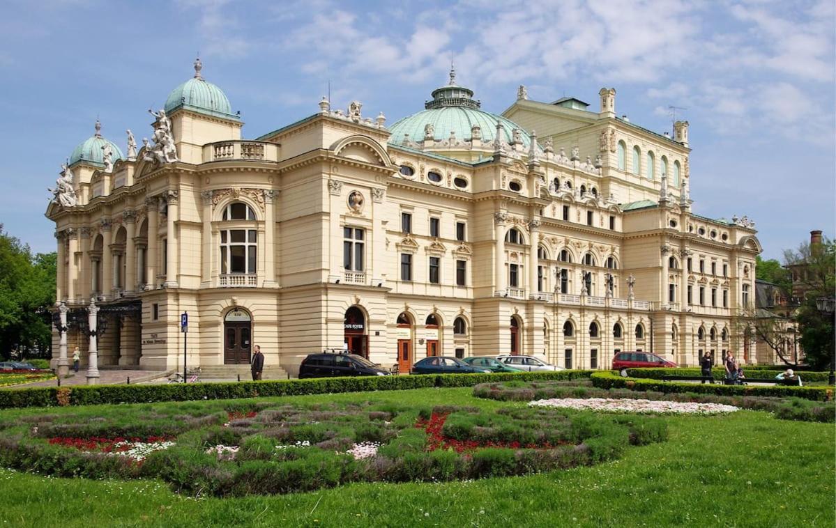 Dominique Apartment Krakow Luaran gambar